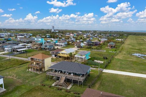 A home in Crystal Beach