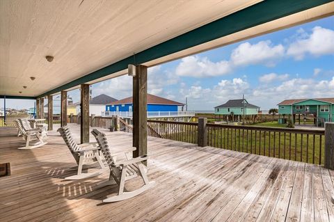 A home in Crystal Beach