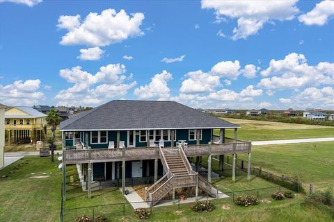 A home in Crystal Beach