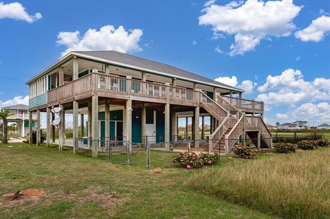 A home in Crystal Beach