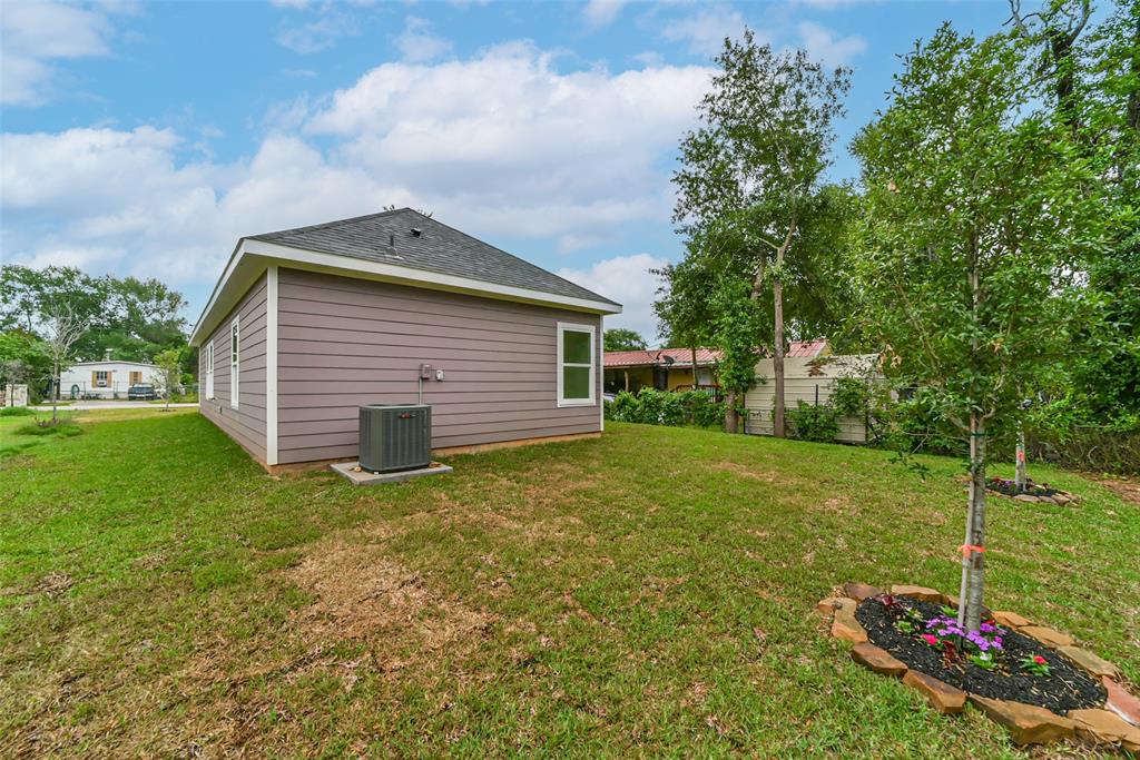 278 Jewel Street, Conroe, Texas image 27