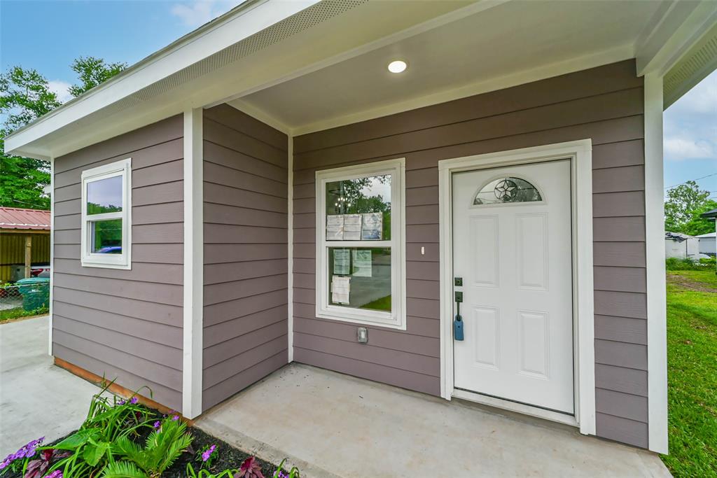 278 Jewel Street, Conroe, Texas image 3