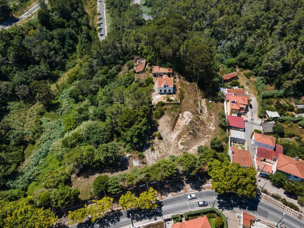 7 Av. Nunes de Carvalho