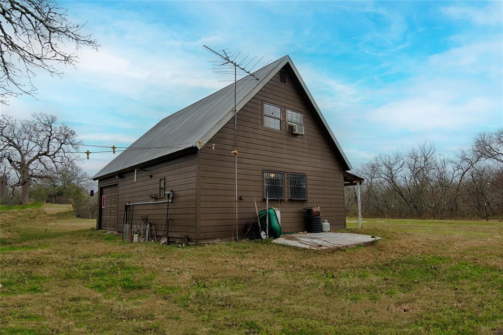 1820 S Old Smithville Road, Flatonia, Texas image 13