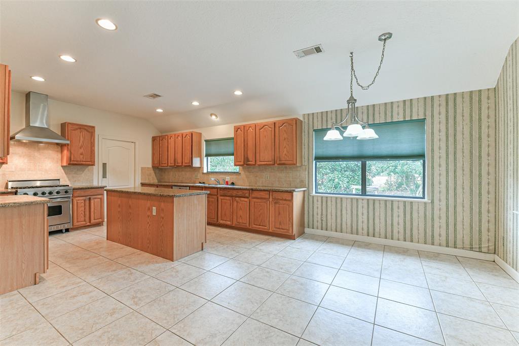 1628 Vauthier Street, La Marque, Texas image 11