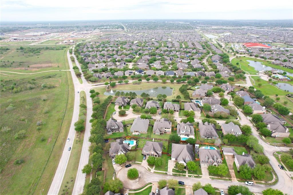 11010 Via Capri Court, Richmond, Texas image 35