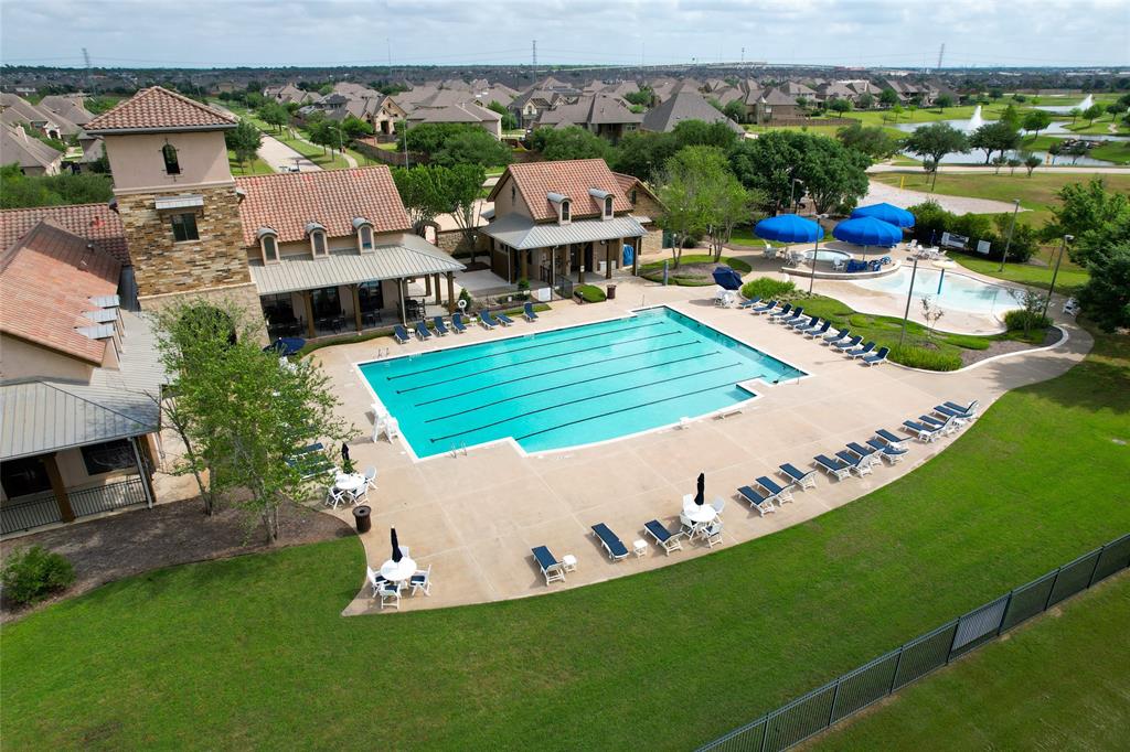11010 Via Capri Court, Richmond, Texas image 41