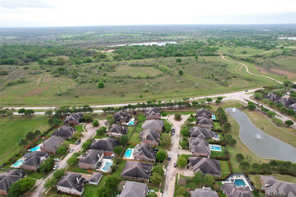 11010 Via Capri Court, Richmond, Texas image 37
