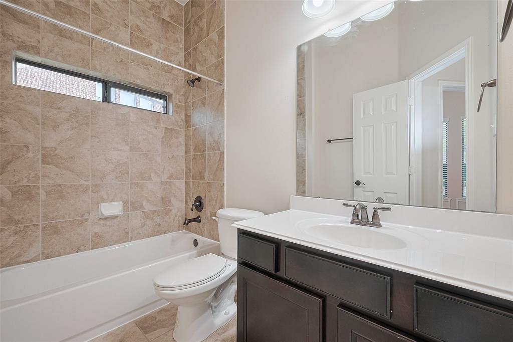 11010 Via Capri Court, Richmond, Texas image 28