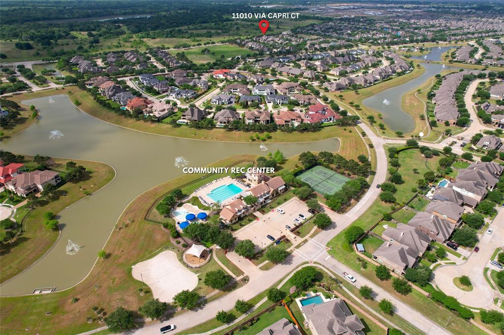 11010 Via Capri Court, Richmond, Texas image 40