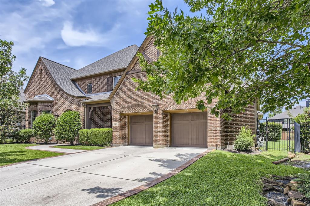 6 Freestone Stream Place