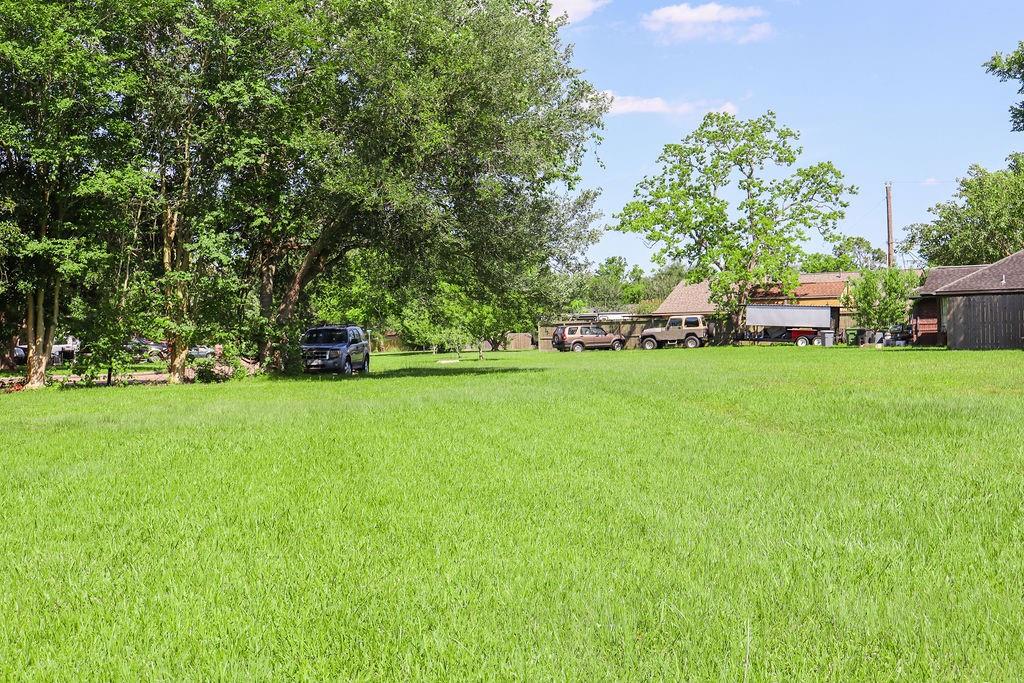 C Bar Drive, Santa Fe, Texas image 4