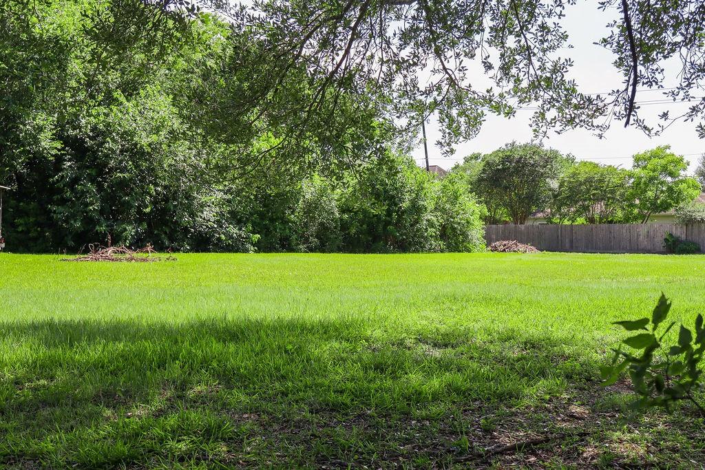 C Bar Drive, Santa Fe, Texas image 5