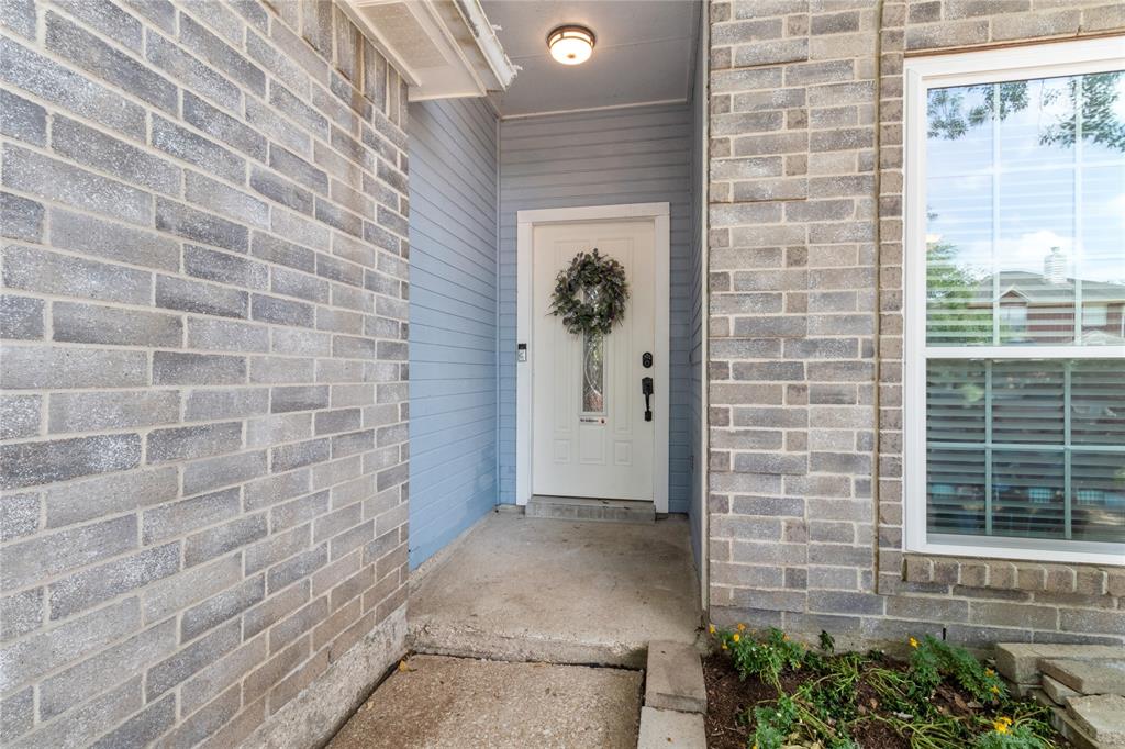 8610 Venture Lane, La Porte, Texas image 3