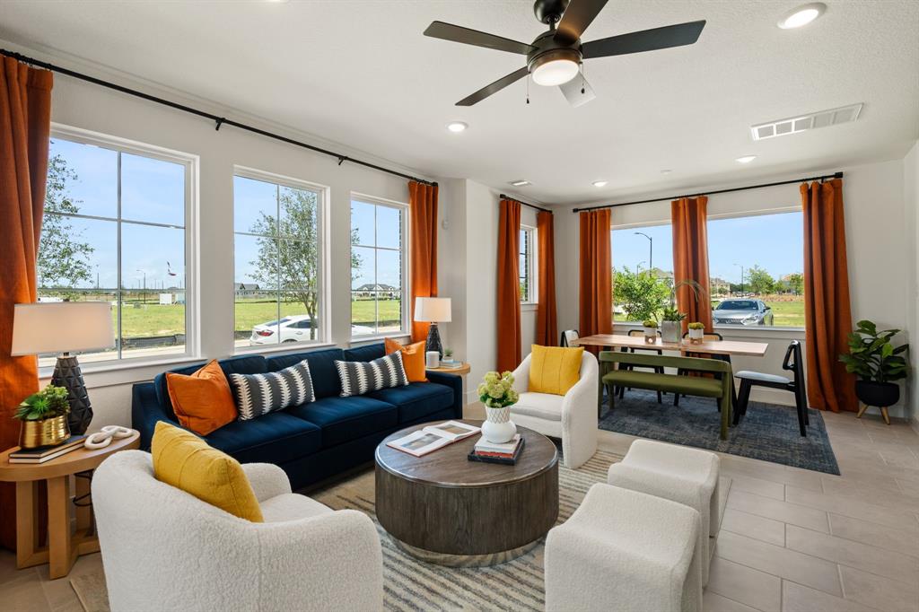 21219 Fiery Skipper Drive, Cypress, Texas image 3