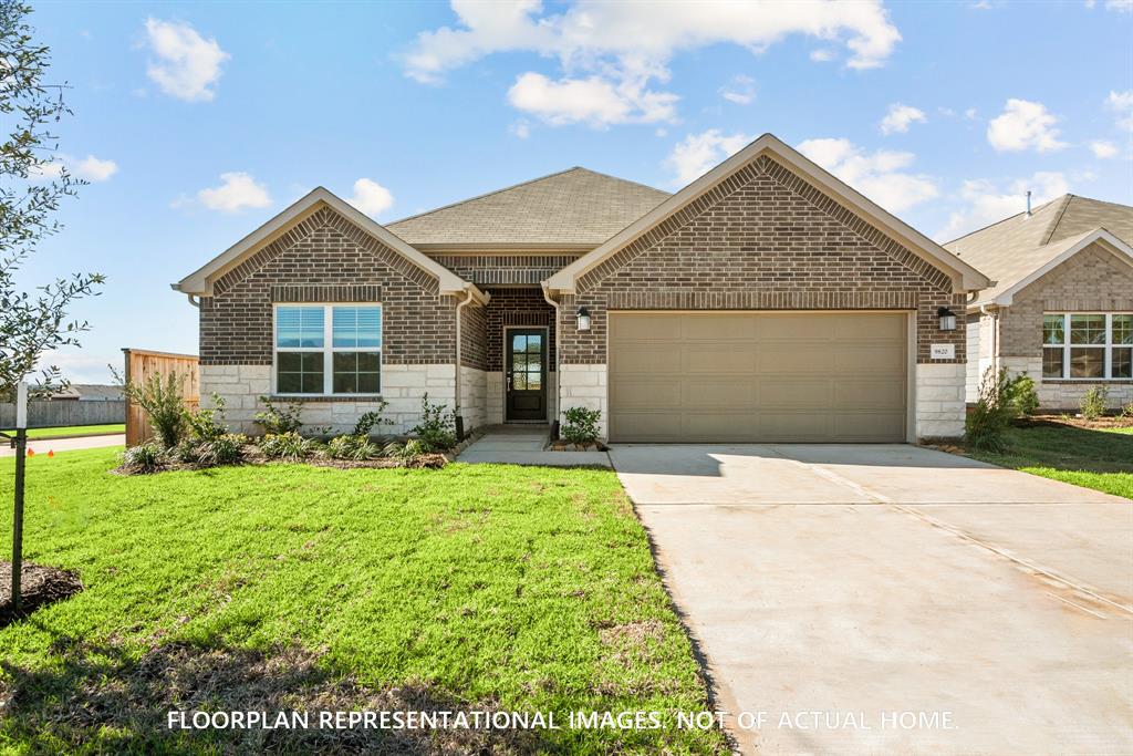 21403 Villa Spruce Lane, Tomball, Texas image 1