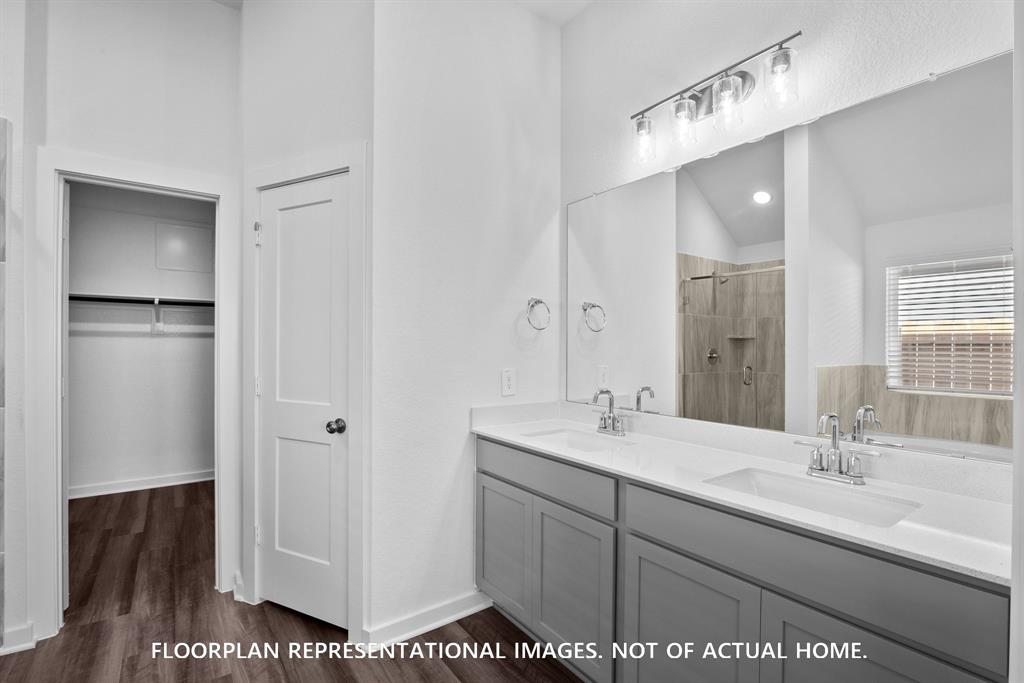 21403 Villa Spruce Lane, Tomball, Texas image 8