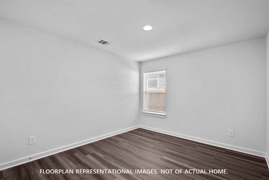 21403 Villa Spruce Lane, Tomball, Texas image 9