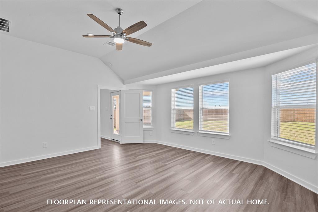 21403 Villa Spruce Lane, Tomball, Texas image 3