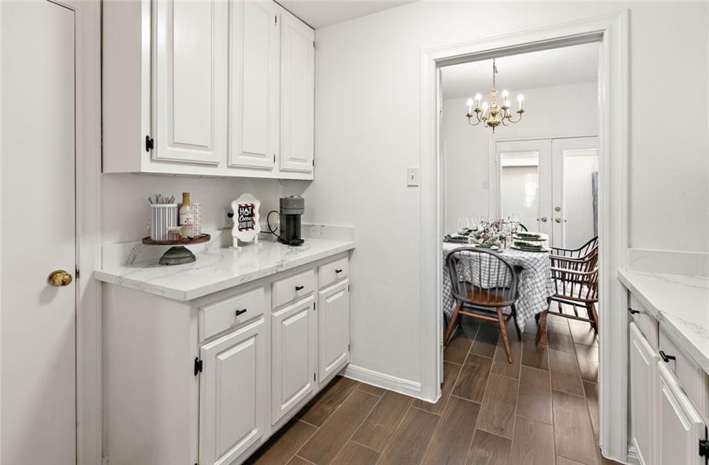 1052 Augusta Drive #101, Houston, Texas image 14