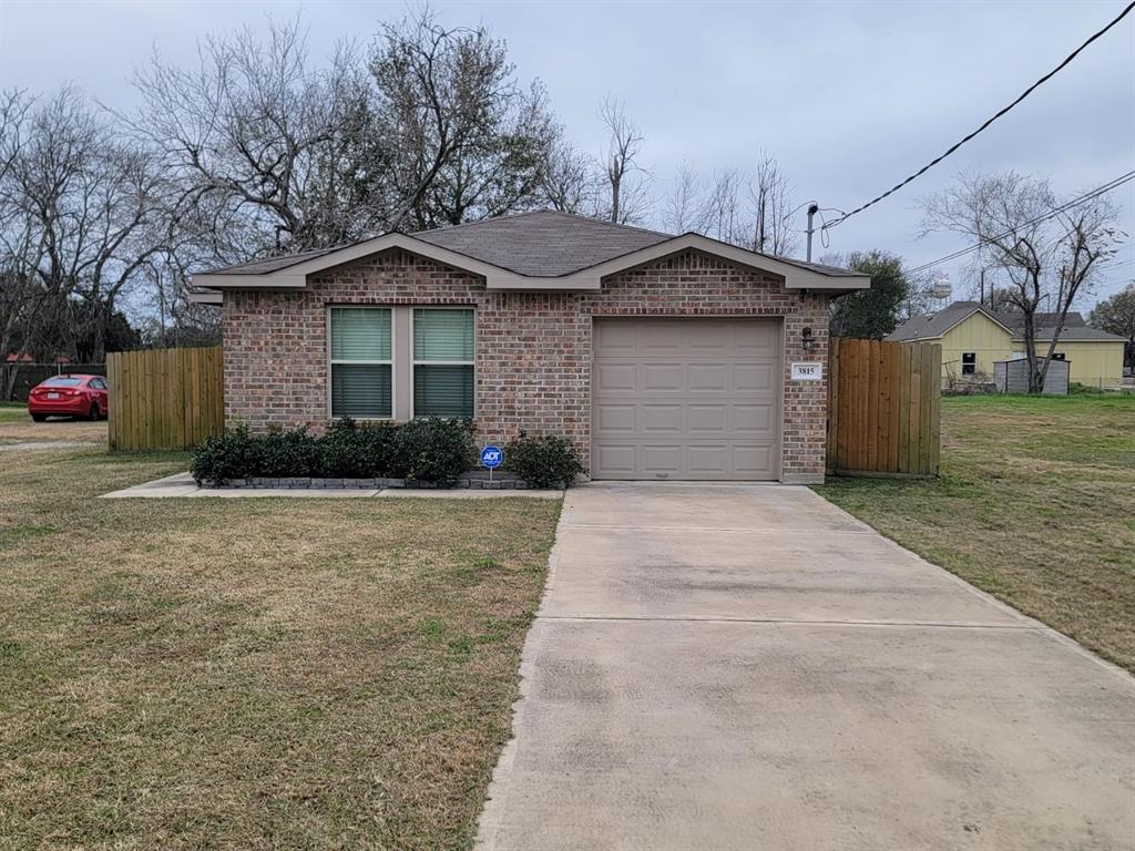 3815 3rd Street, Brookshire, Texas image 1