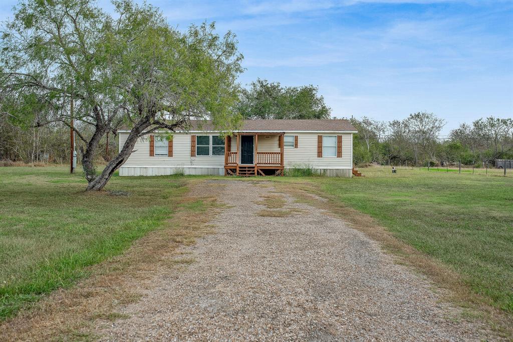 44 Lee Marshall Drive, Victoria, Texas image 3