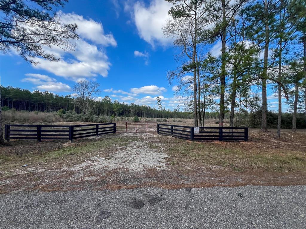 10 Sugar Hill Road, Livingston, Texas image 26