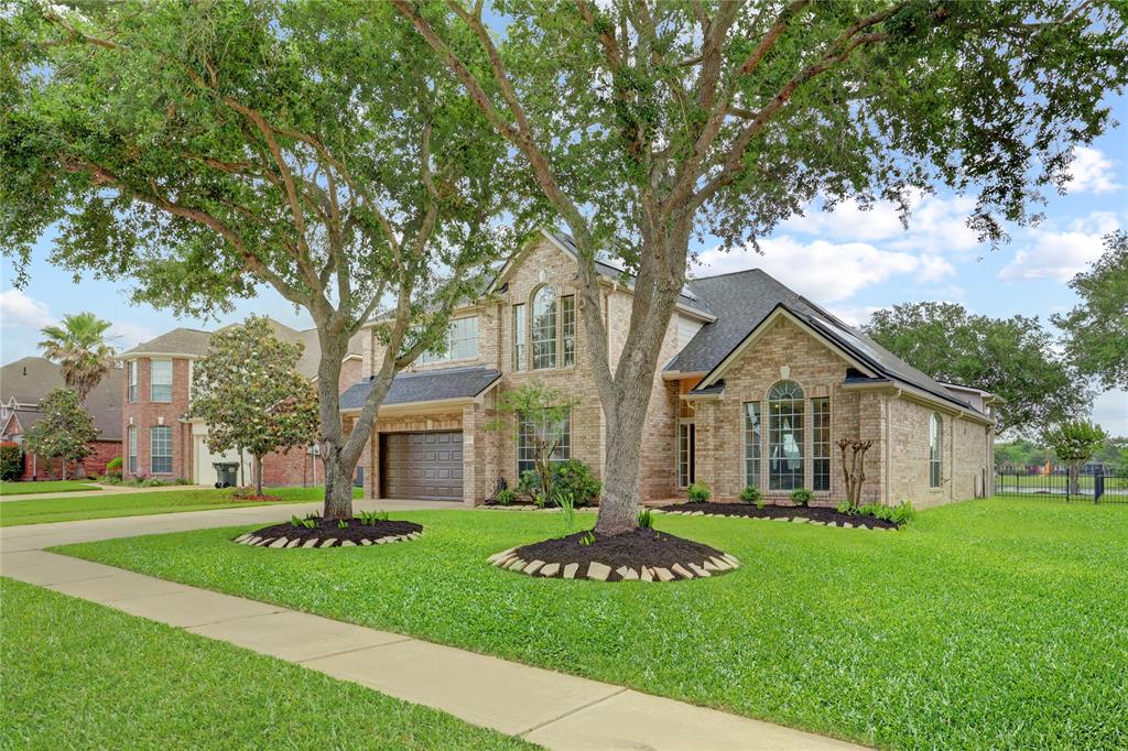 2701 Sunfish Drive, Pearland, Texas image 2