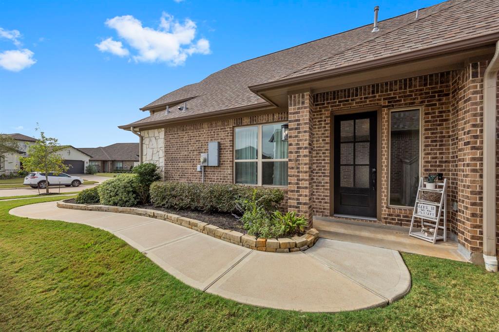 property-search 2 2215 Rose Manor Court