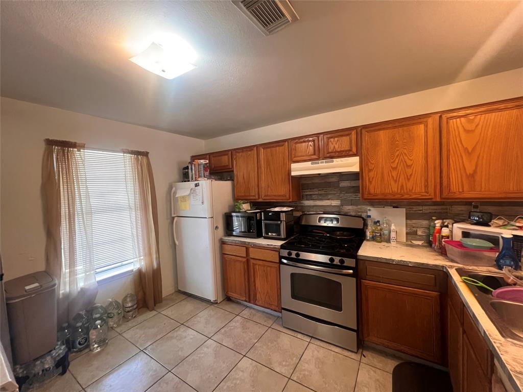 4202 Oats Street, Houston, Texas image 6
