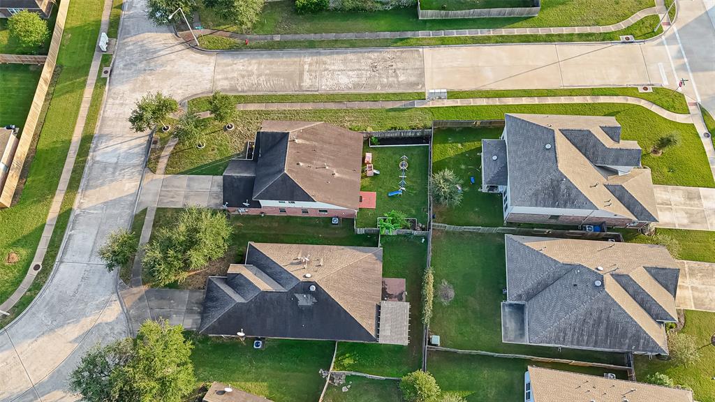 6718 Poplar Bend Lane, League City, Texas image 3