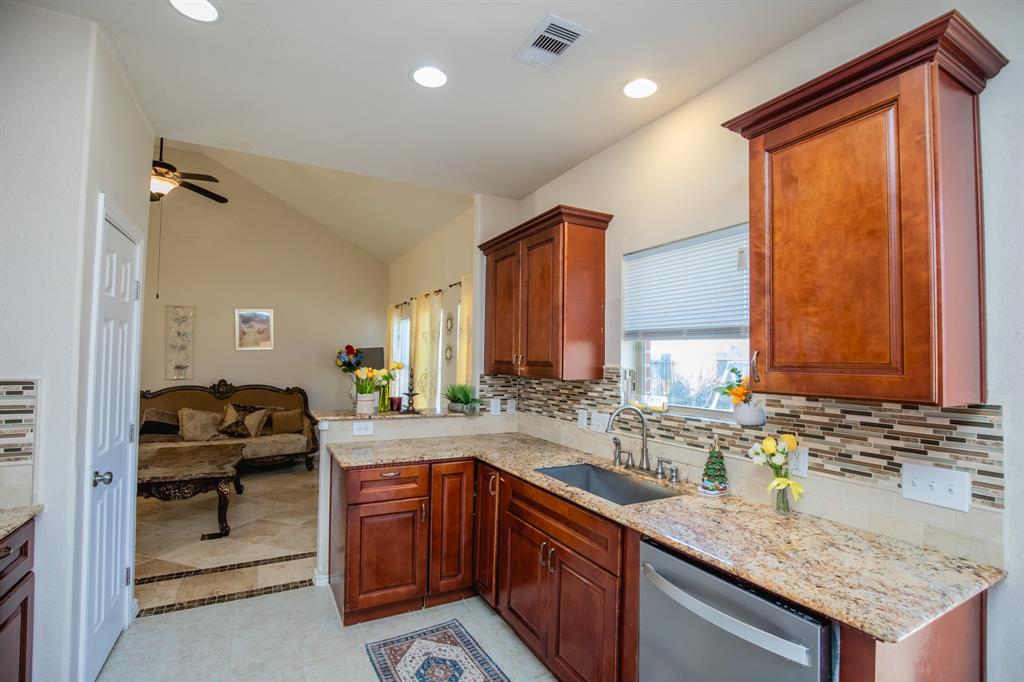 6718 Poplar Bend Lane, League City, Texas image 30