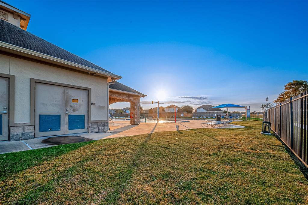 6718 Poplar Bend Lane, League City, Texas image 39