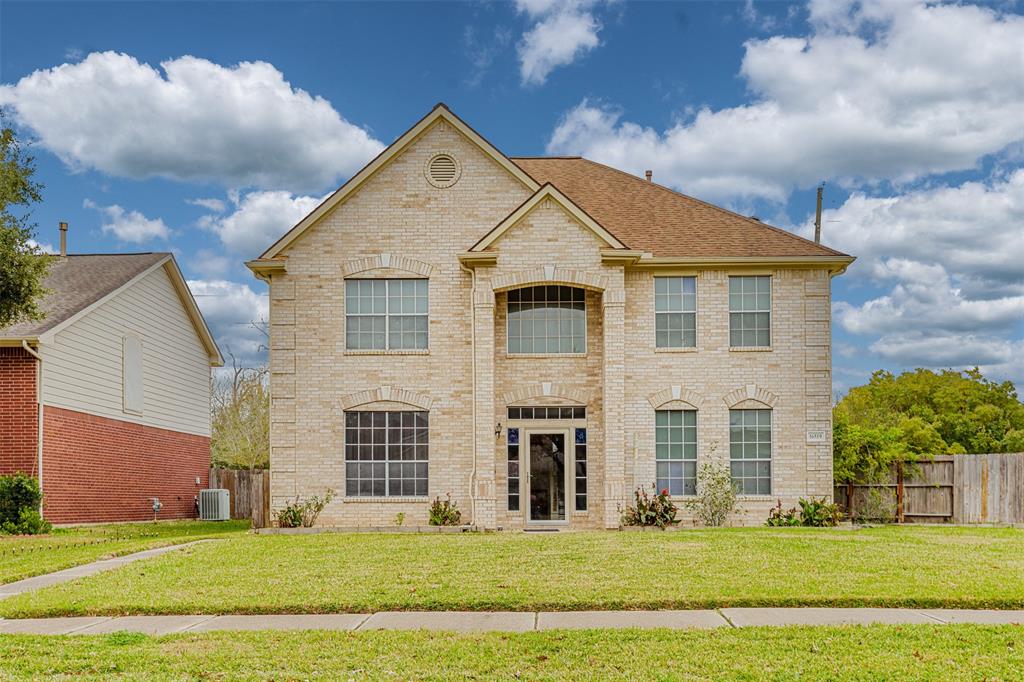 16519 Village View Trail, Sugar Land, Texas image 1