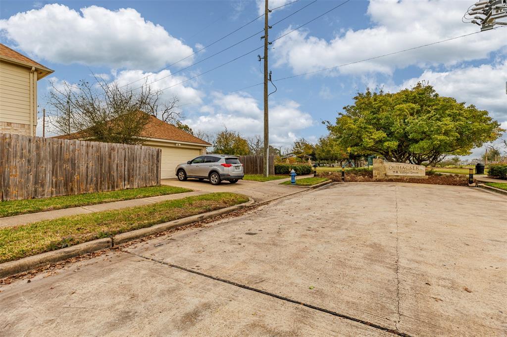 16519 Village View Trail, Sugar Land, Texas image 31