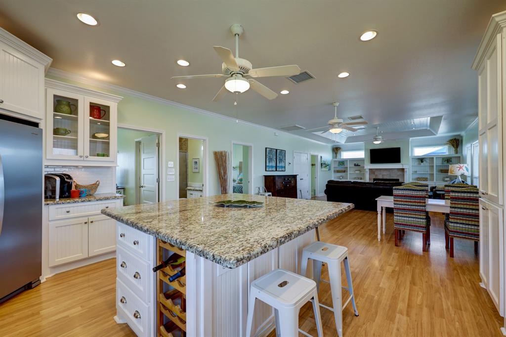 2209 Trout, Crystal Beach, Texas image 14