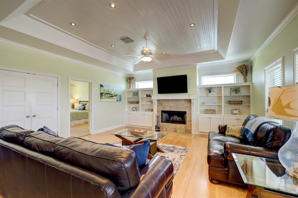 2209 Trout, Crystal Beach, Texas image 8