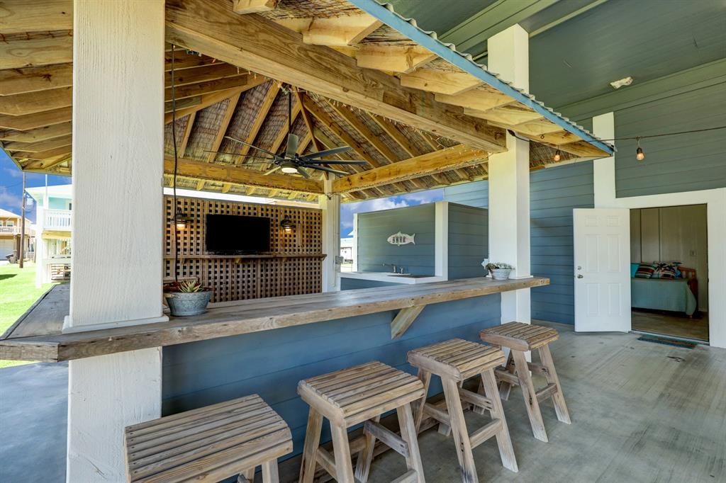 2209 Trout, Crystal Beach, Texas image 31