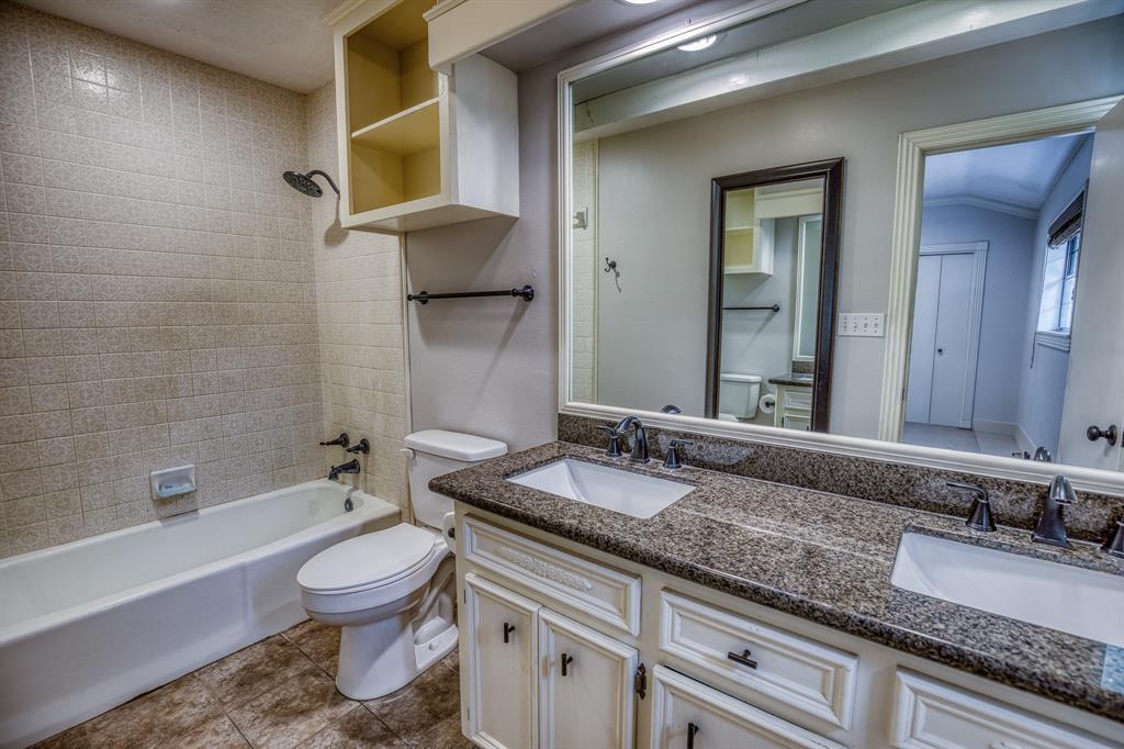 216 Duerr Drive, Bellville, Texas image 14