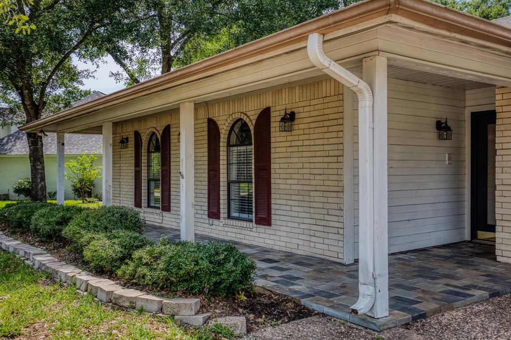 216 Duerr Drive, Bellville, Texas image 4