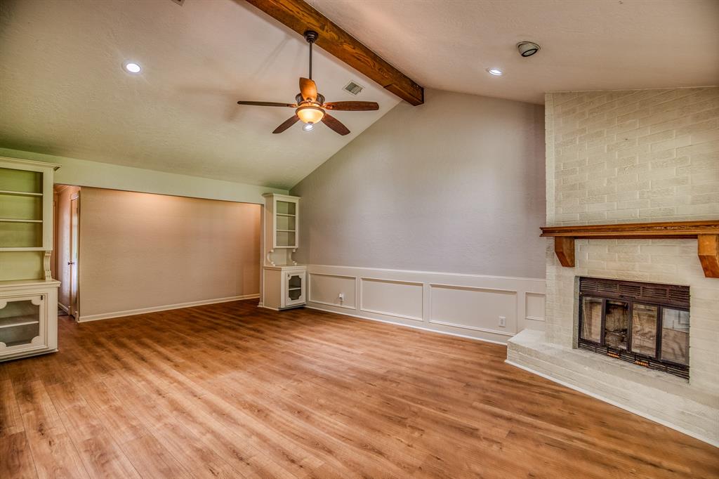 216 Duerr Drive, Bellville, Texas image 7