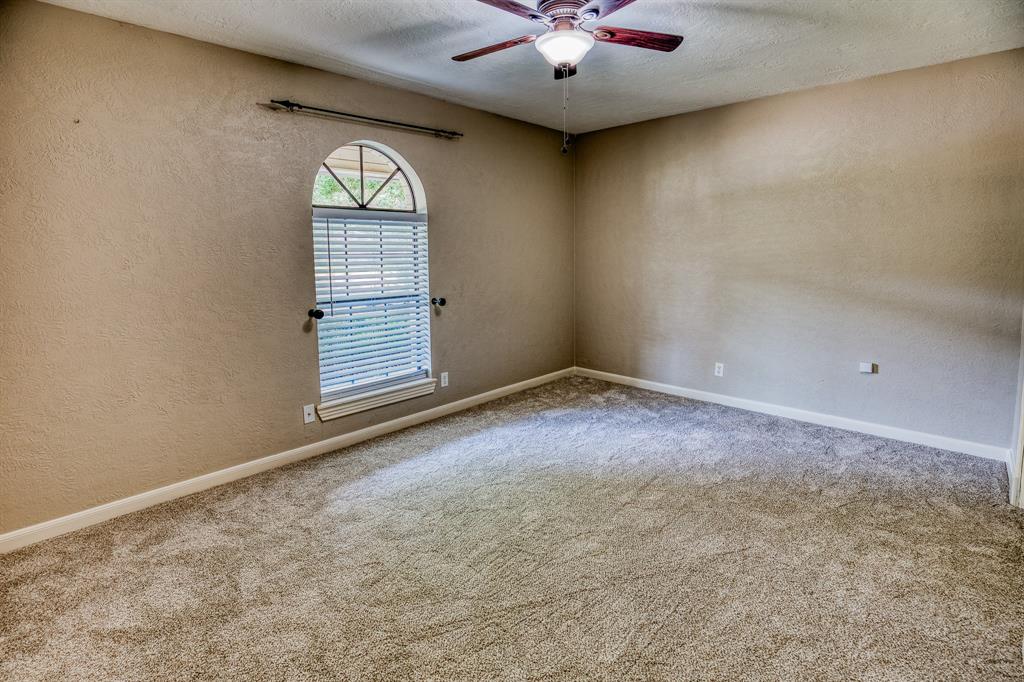 216 Duerr Drive, Bellville, Texas image 15