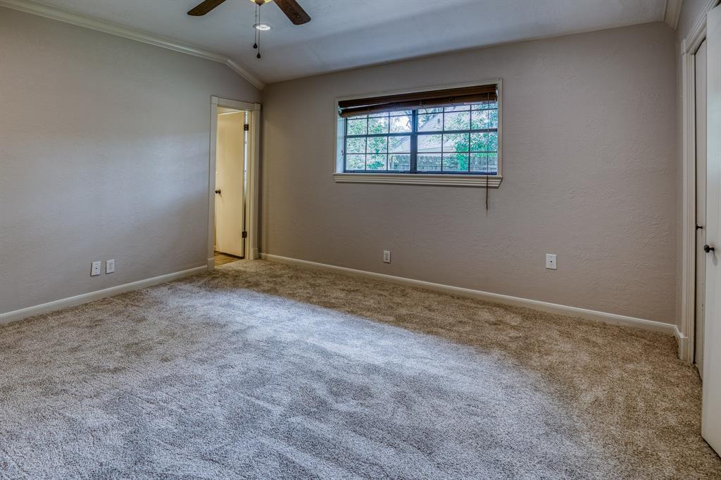 216 Duerr Drive, Bellville, Texas image 13