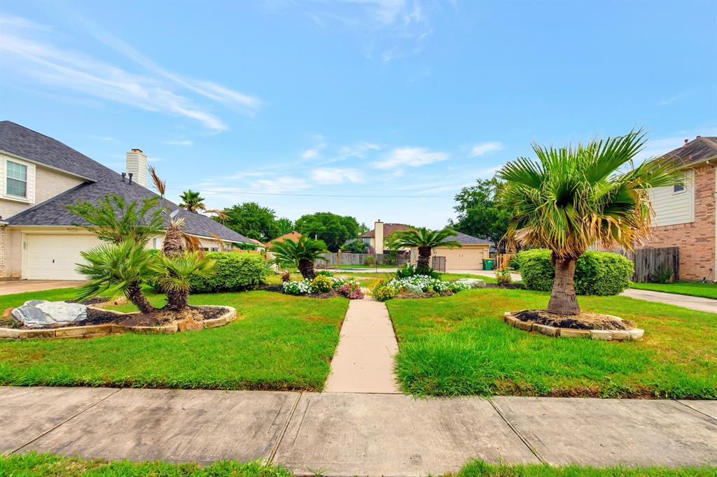 1413 Cottage Cove Court, Seabrook, Texas image 24