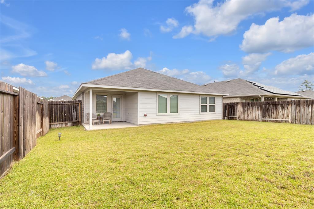 18320 Klamath Falls Lane, New Caney, Texas image 32