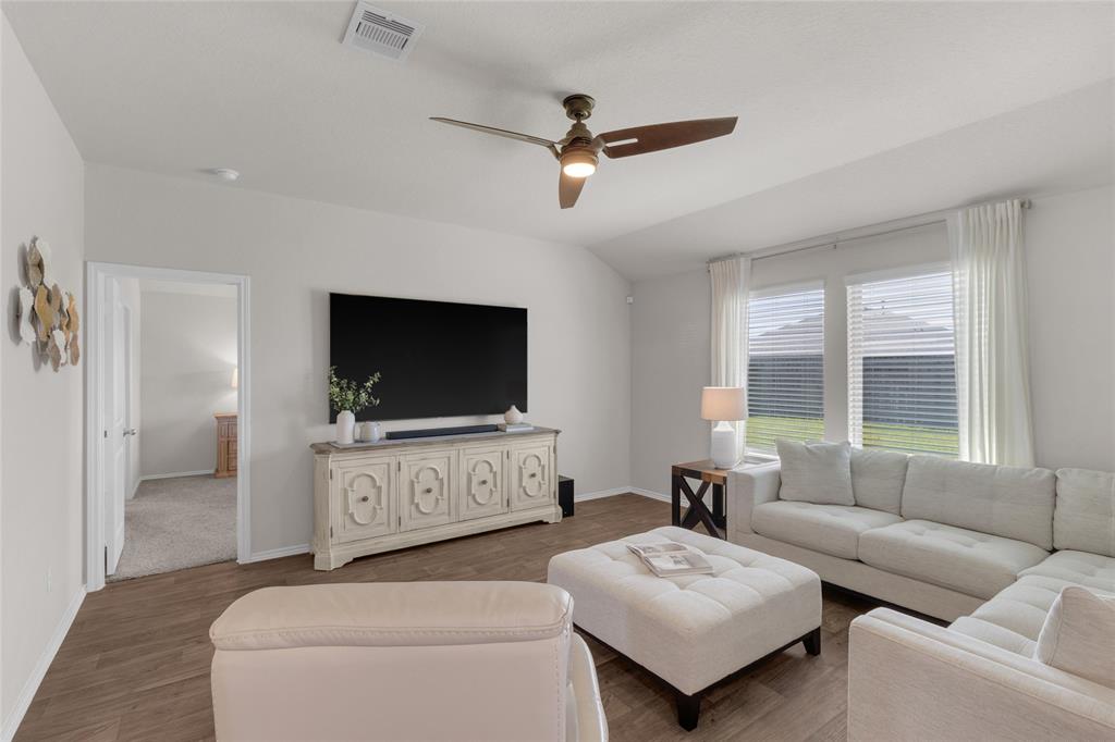 18320 Klamath Falls Lane, New Caney, Texas image 10