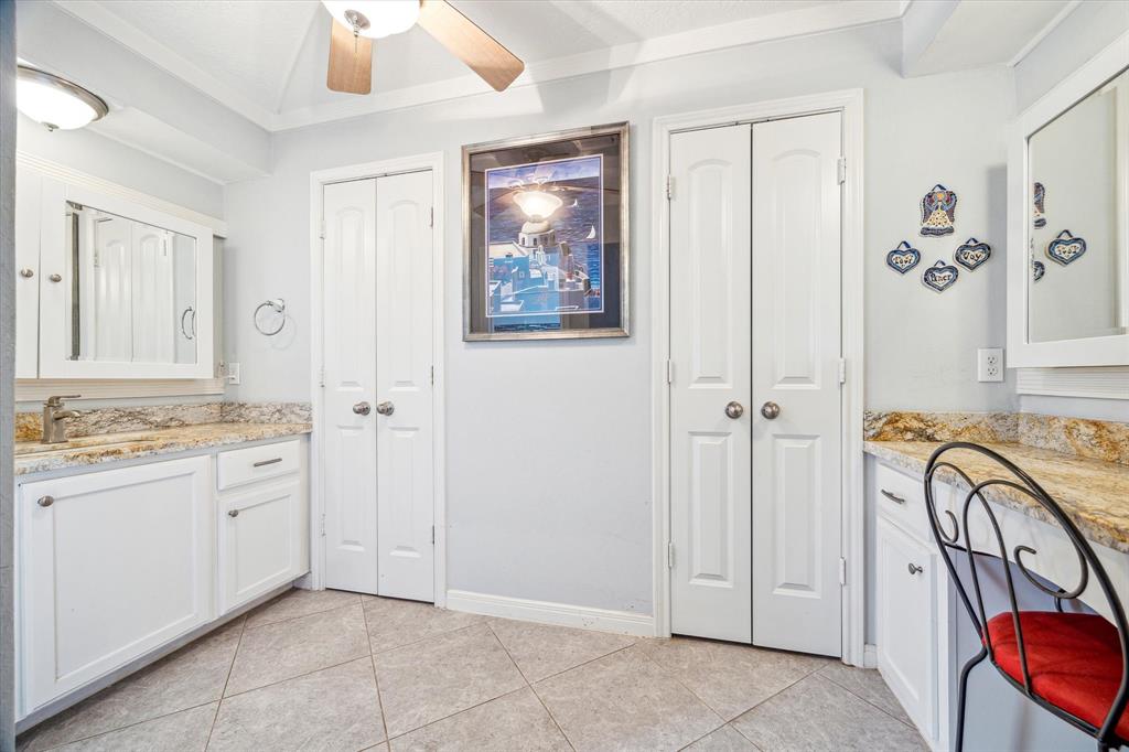 914 Marys Court, Friendswood, Texas image 19