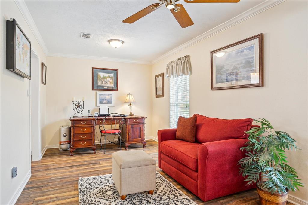 914 Marys Court, Friendswood, Texas image 7
