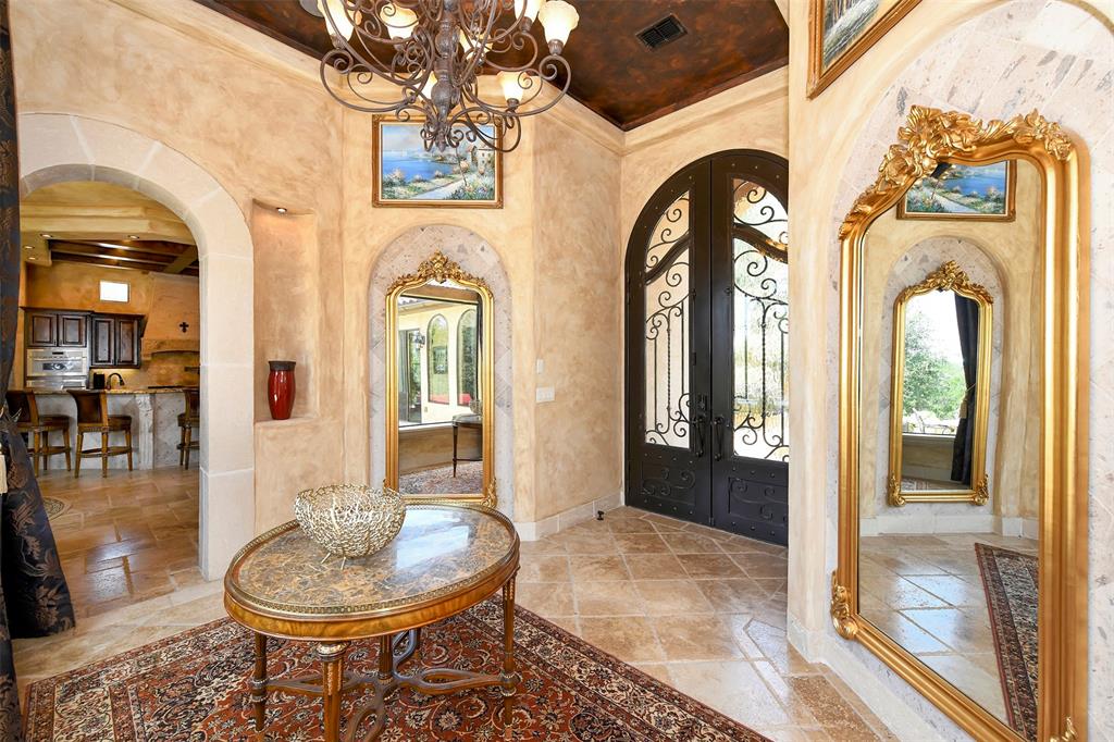 464 Paradise Hills