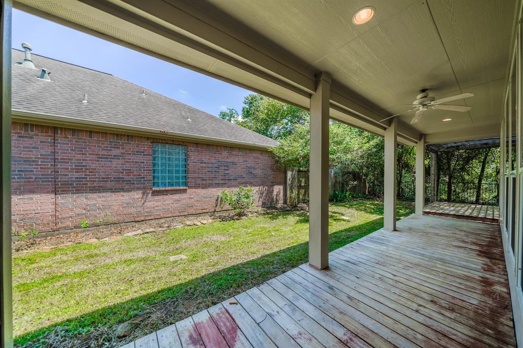 1216 N Riviera Circle, Pearland, Texas image 20